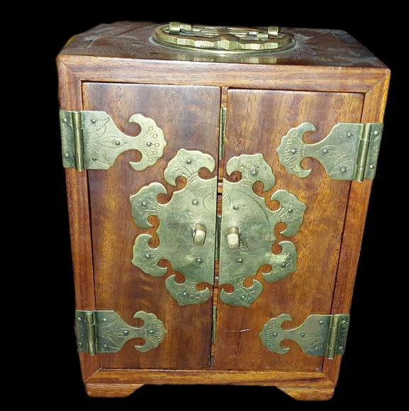 FINE CHINESE WOOD WITH BRASS THREE DRAWERS JEWELRY BOX - Picture 2 of 5